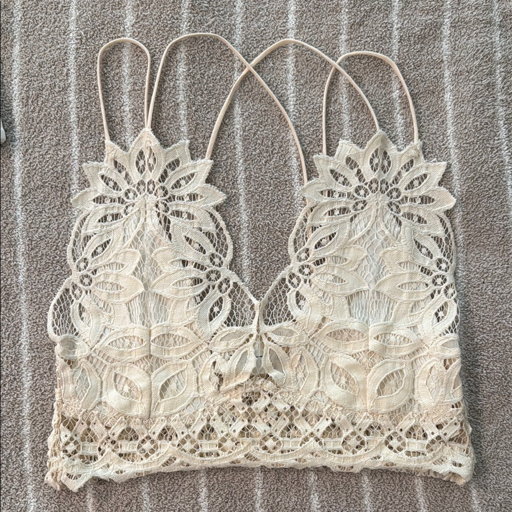 Lace Bralette in Cream